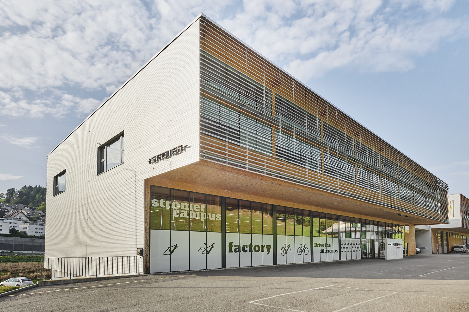 Stromer_Firmenporträt.jpg Stromer_Firmenportr%C3%A4t.jpg